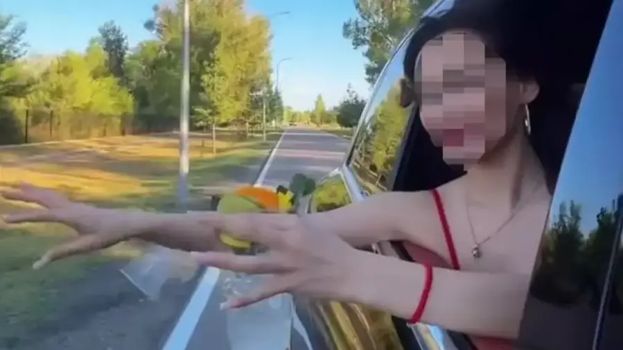  Жарнама үшін заң бұзды: Талдықорғанда 19 жастағы бойжеткен жауапқа тартылды 