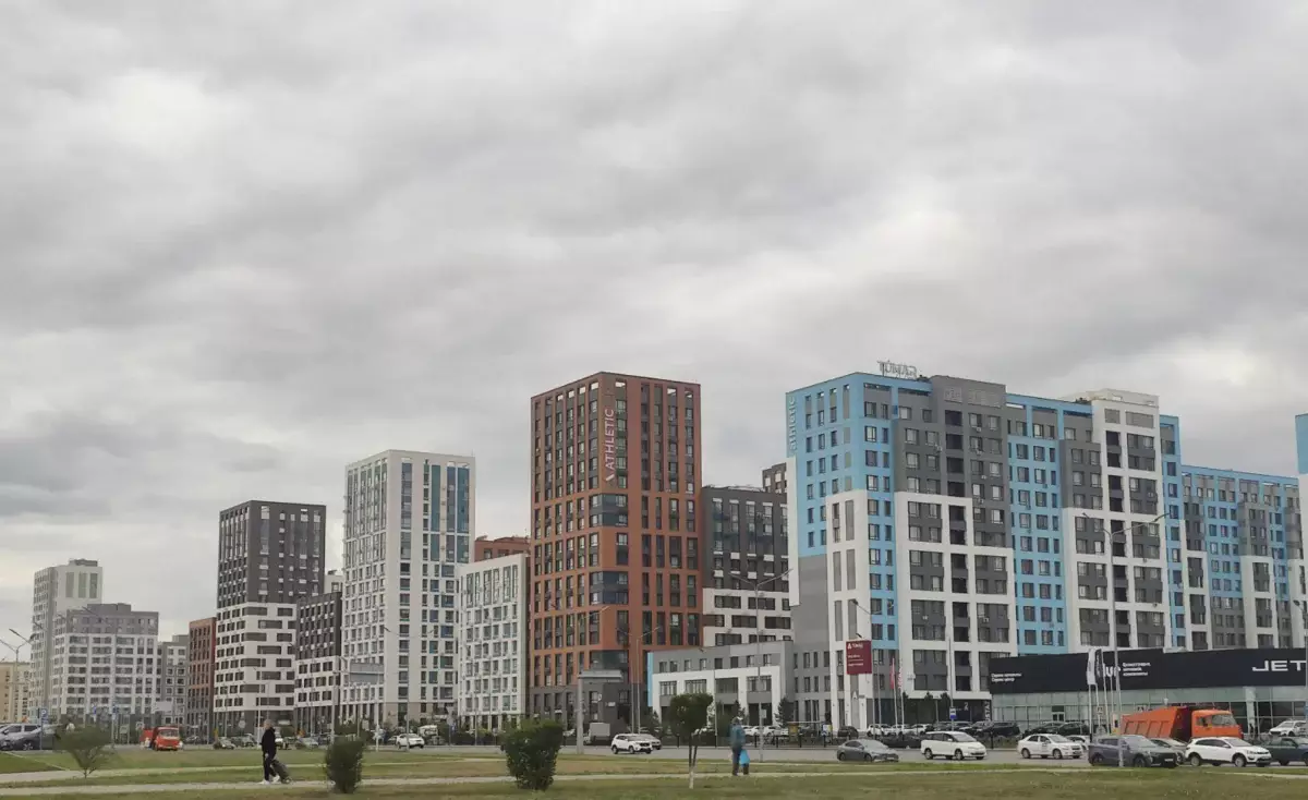 В новом ЖК Athletic City в Астане проблемы с лифтом: дому всего год