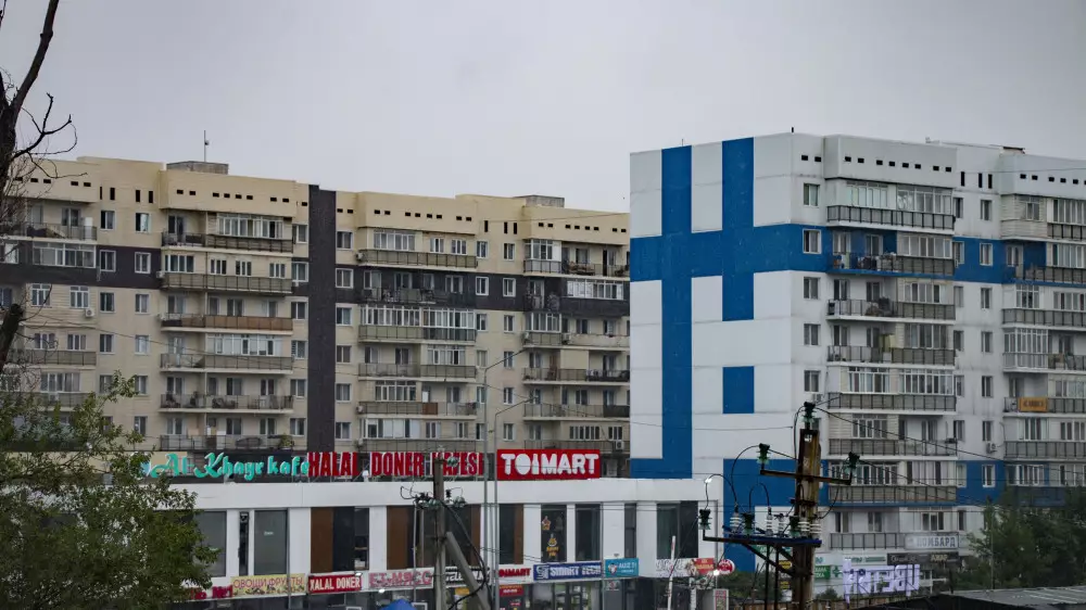 “Алматинский Бангладеш“? Как живут в самом крупном ЖК на окраине мегаполиса