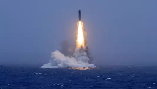 Запуск баллистической ракеты Китая стал сигналом для США.