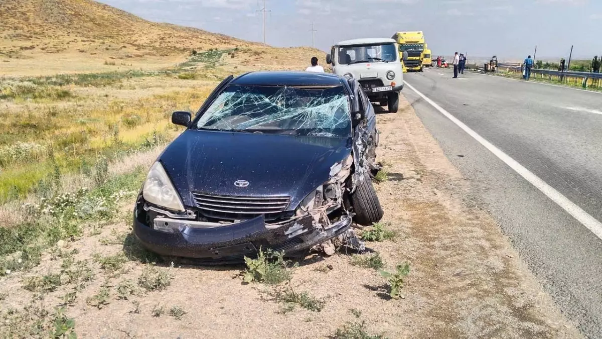  Абай облысында төрт көлік соқтығысып, бір әйел қаза тапты 