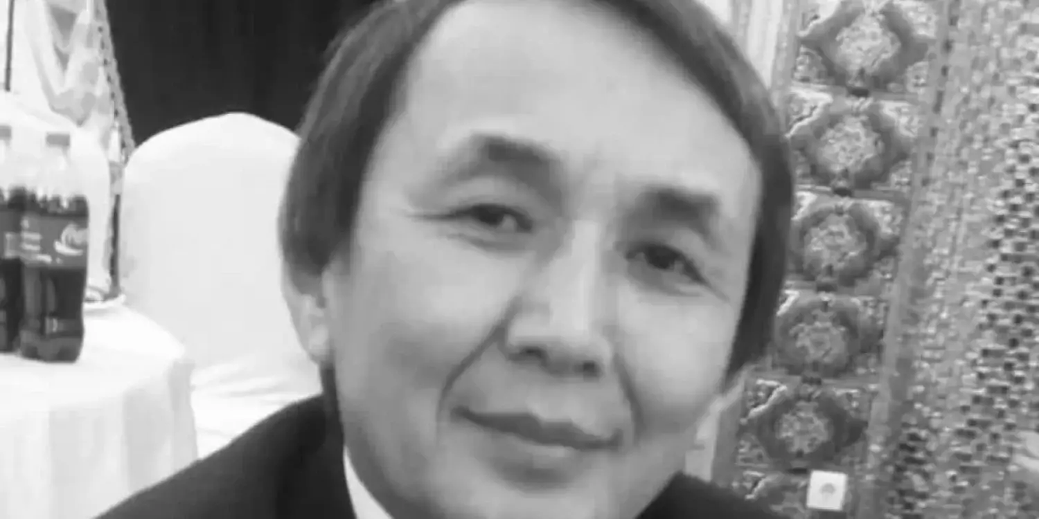 Қазақ әдебиеті қара жамылды