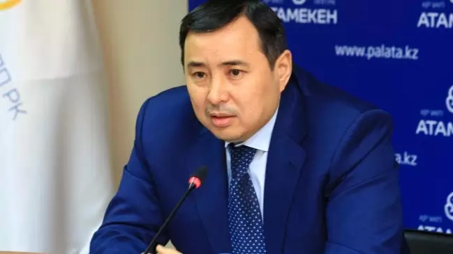  `Атамекеннің` бұрынғы басшысы Абылай Мырзахметовтің жазасы жеңілдеді 