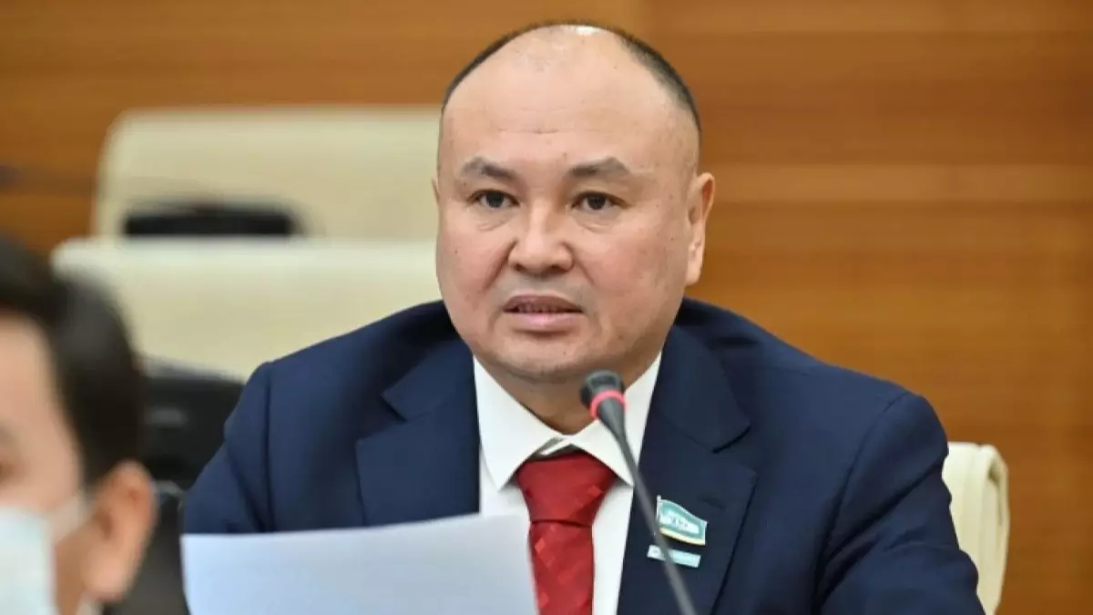  Ерлан Саиров «Әділет» тізімінде неге кей депутаттардың жоқ екенін түсіндірді 