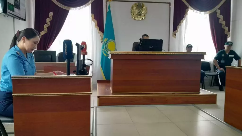 «Убил и вывез на санках к мусорным бакам»: в Актобе судят пенсионера за жестокую расправу над гостем