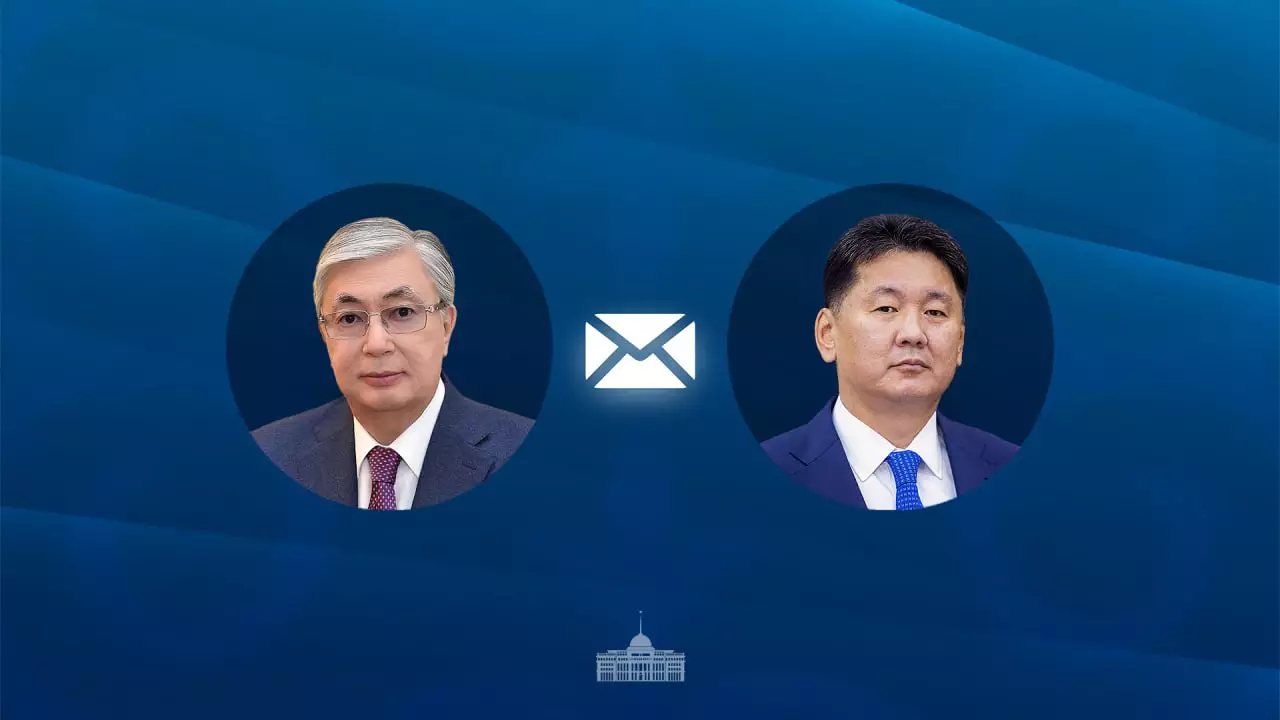 Токаев поздравил президента Монголии с национальным праздником Наадам
