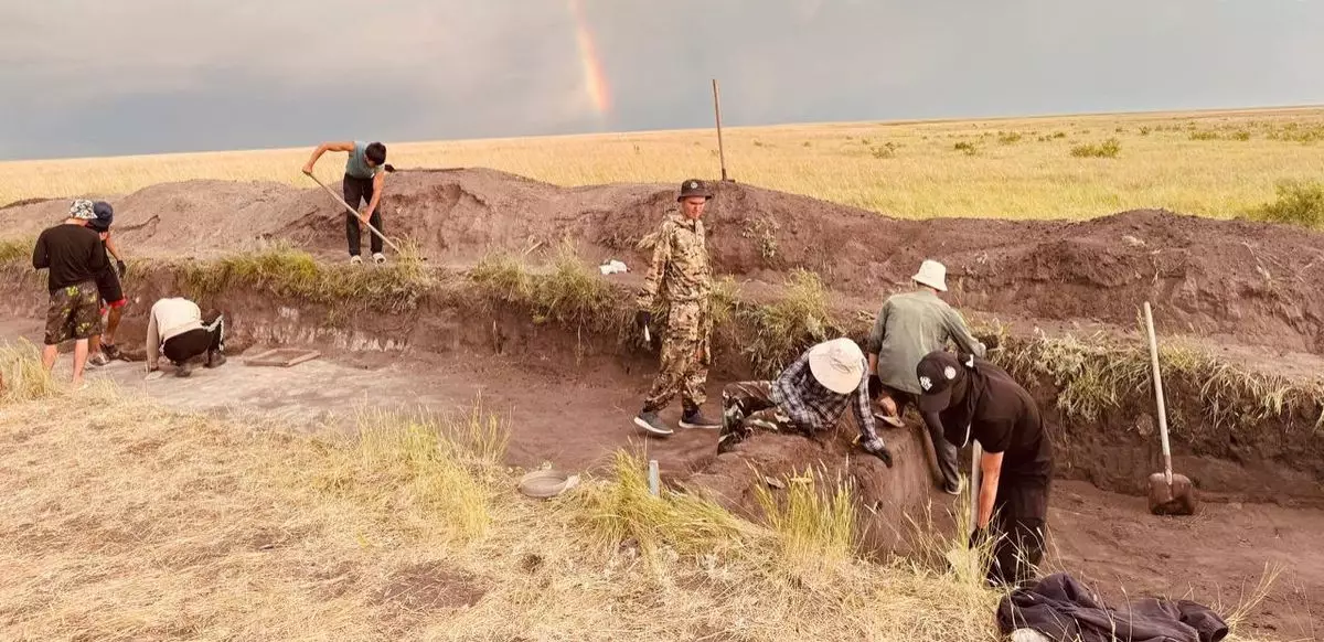 Ученые нашли уникальные захоронения эпохи неолита в Костанайской области