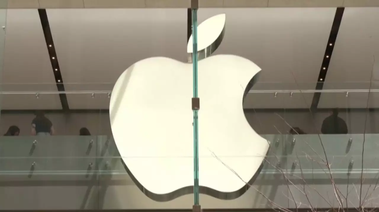 Apple подала иск против компании OpenAI