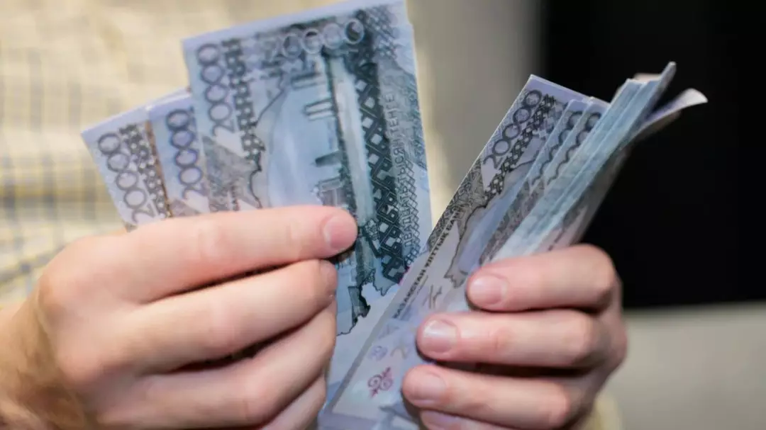  Жетісуда анасы мен қызы 25 млн теңге бопсалады деген күдікпен ұсталды 