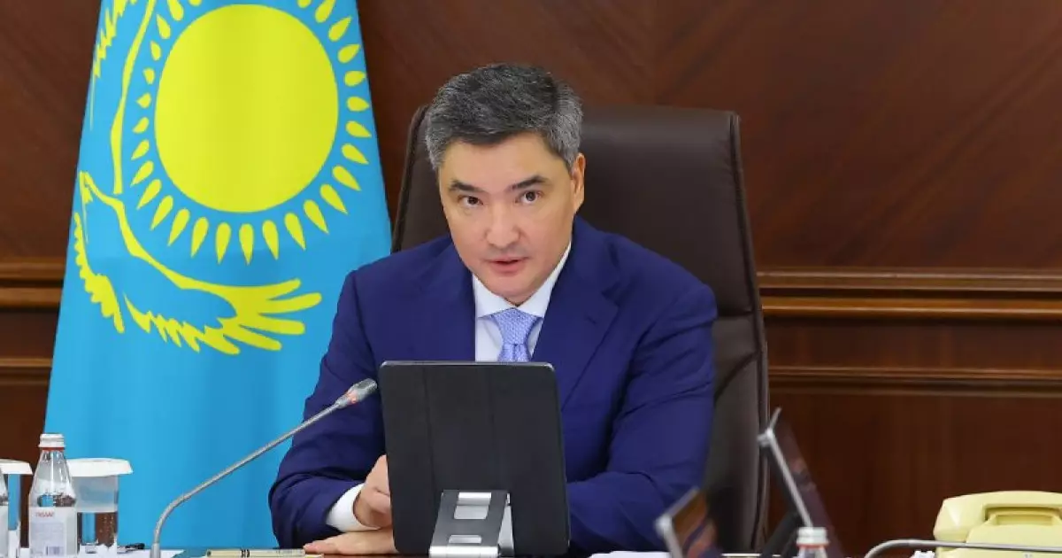  Олжас Бектенов бір апта ішінде барлық инвестициялық жобалардағы мәселені анықтауды тапсырды 