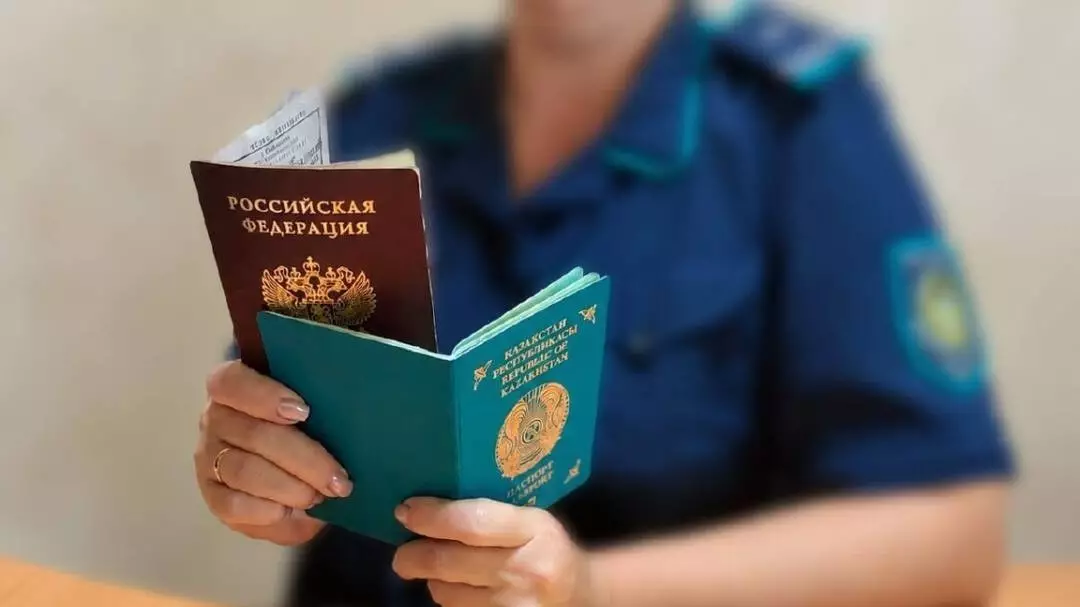  «Құжаттары тәркіленді»: ШҚО тұрғыны шетел азаматтығын жасырғаны үшін жауапқа тартылды 