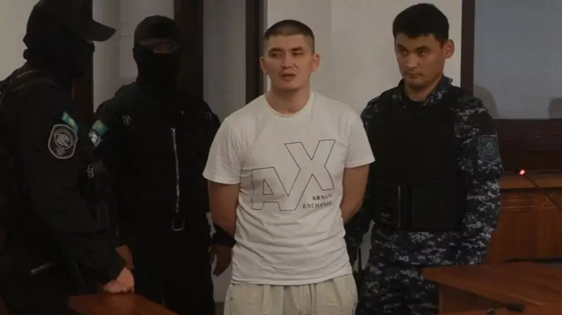 Атырауда төрт адамды өлтірген Сұлтан Сәрсемалиев өмір бойына сотталды