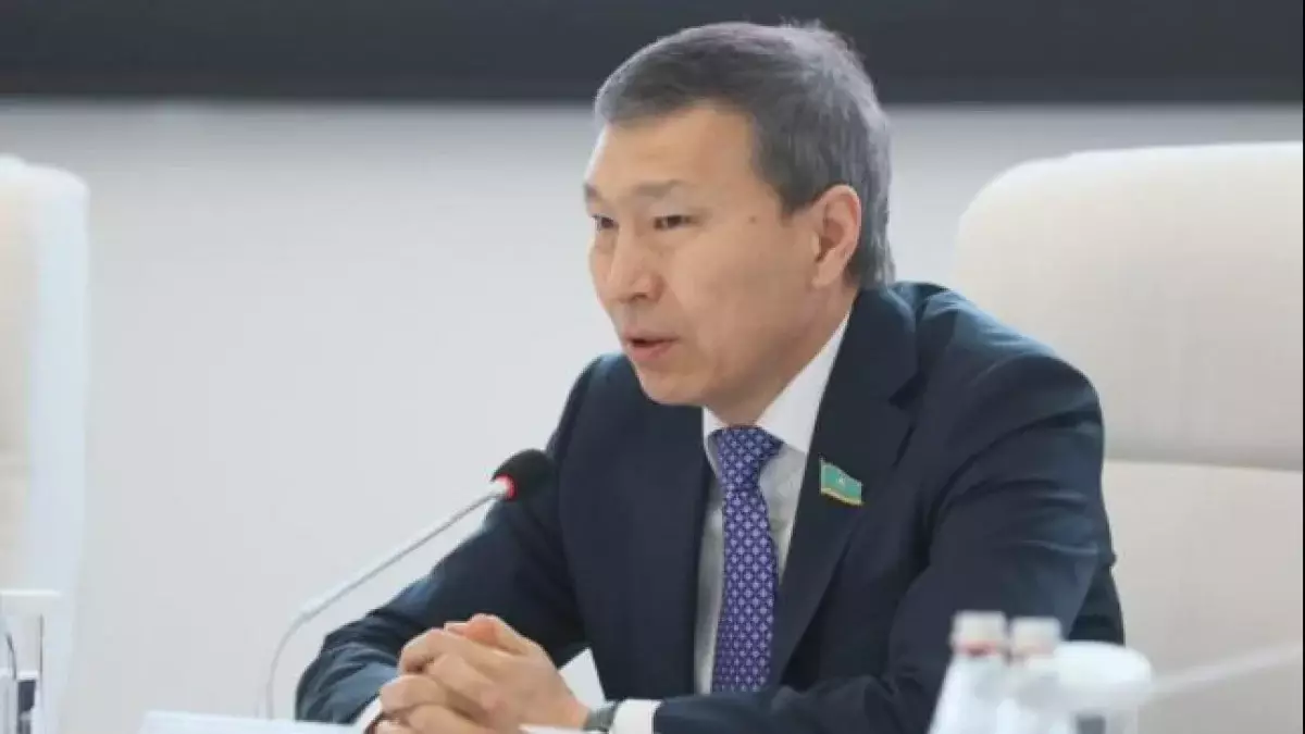 Нурлан Абдиров призвал политические партии учитывать права людей с инвалидностью при подготовке агитматериалов