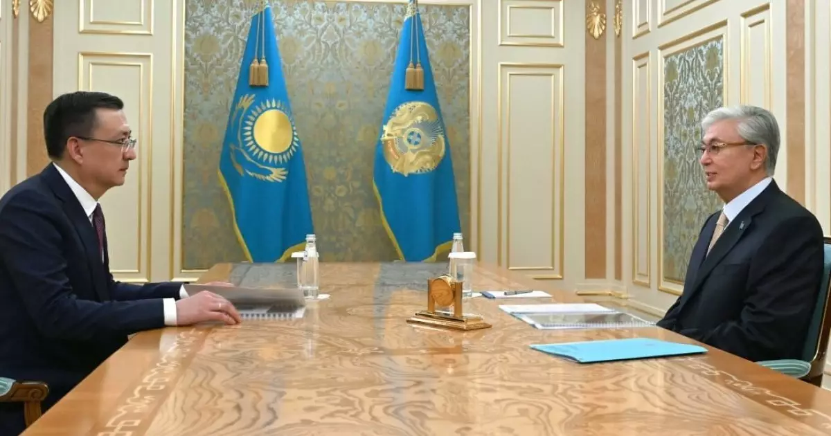  Тоқаев Қазақстан Халық Кеңесінің Хатшылық басшысын қабылдады 