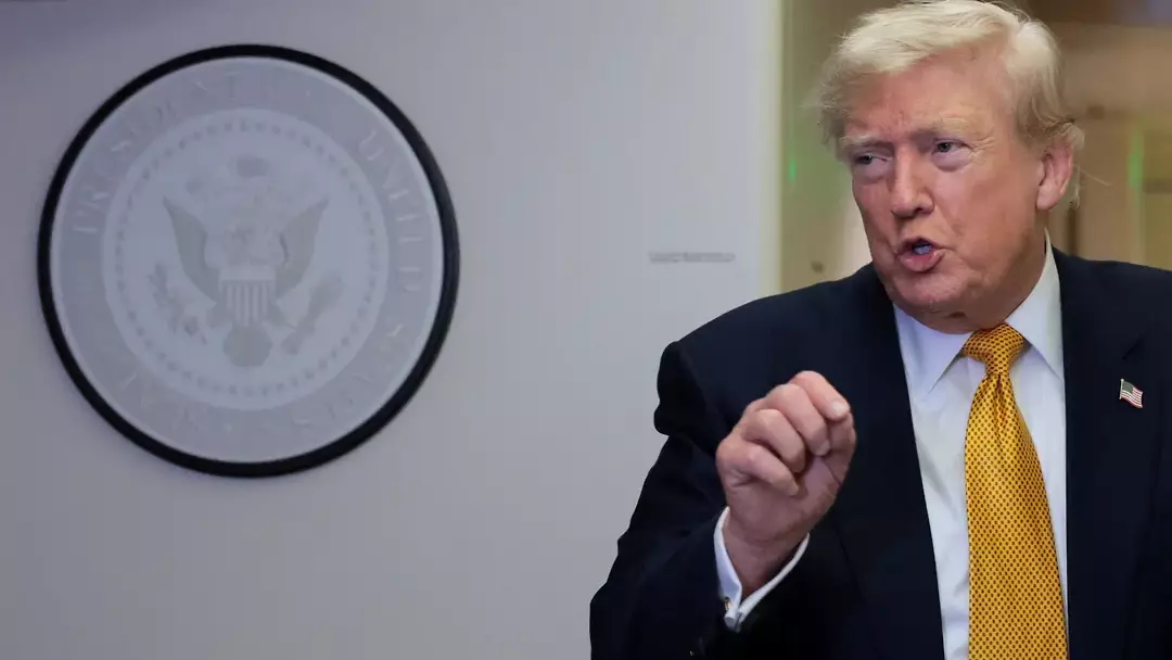 Бомбалауды тоқтатпаймын!: Трамп Иранға ауыр ескерту жасады