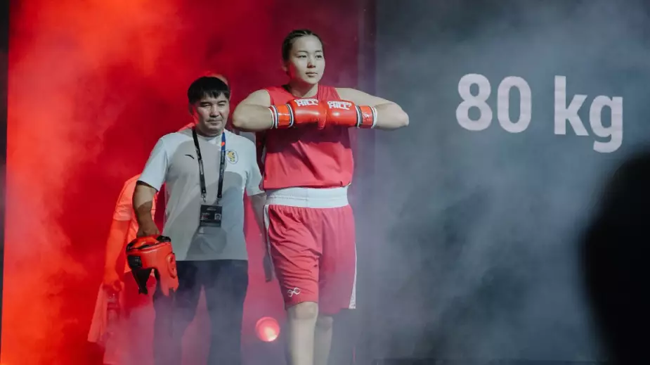 Казахстан завоевал второе золото молодежного чемпионата Азии по боксу
