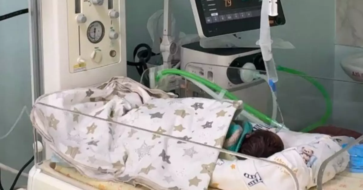  Алматылық дәрігерлер жүкті әйелдің ішінен 5 келіден асатын ісікті алып тастады 