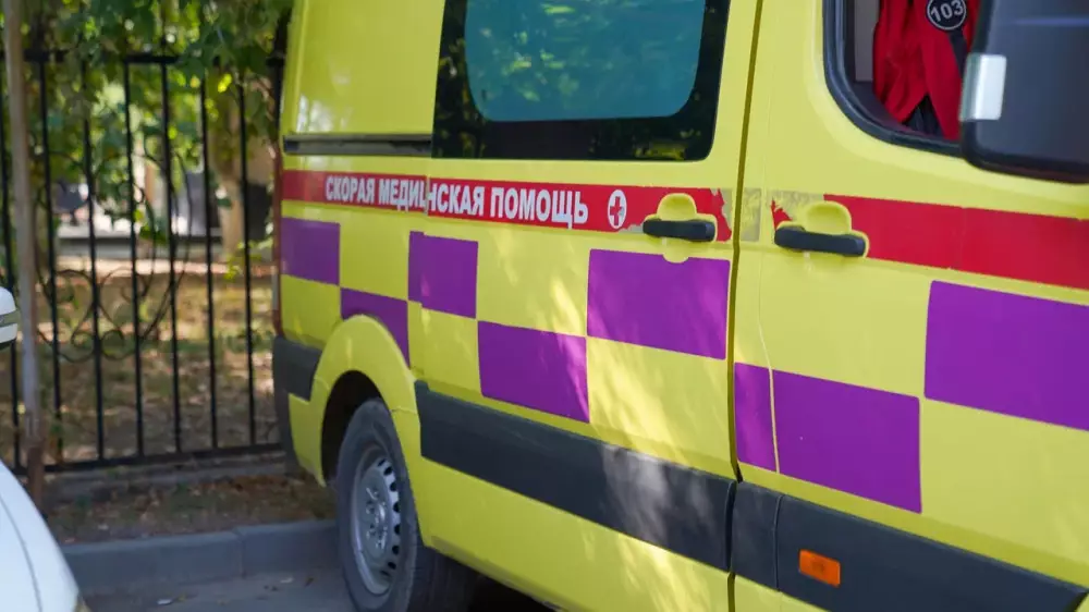 В Павлодаре супруги подожгли торт с петардой прямо в отделении банка