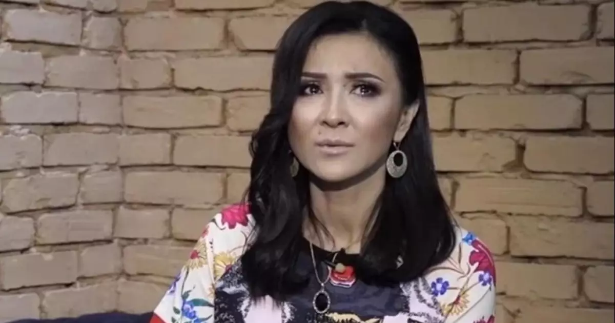  “Бір сөзді құрап айта алмайтындар”: Меруерт Түсіпбаева Құрылтайға кандидат әншілер туралы бәрін жайып салды 