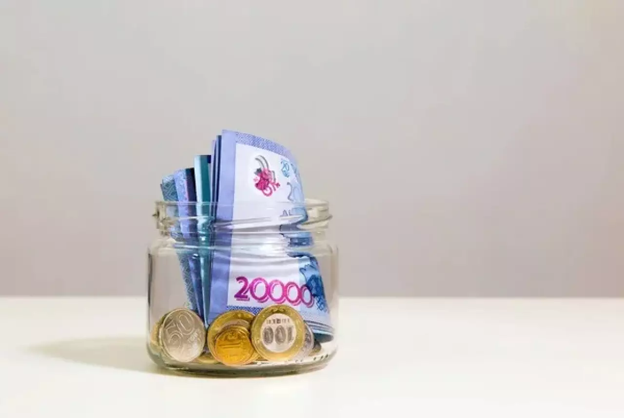 Казахстанцам списали штрафы на 22 млрд тенге: кто попал под амнистию