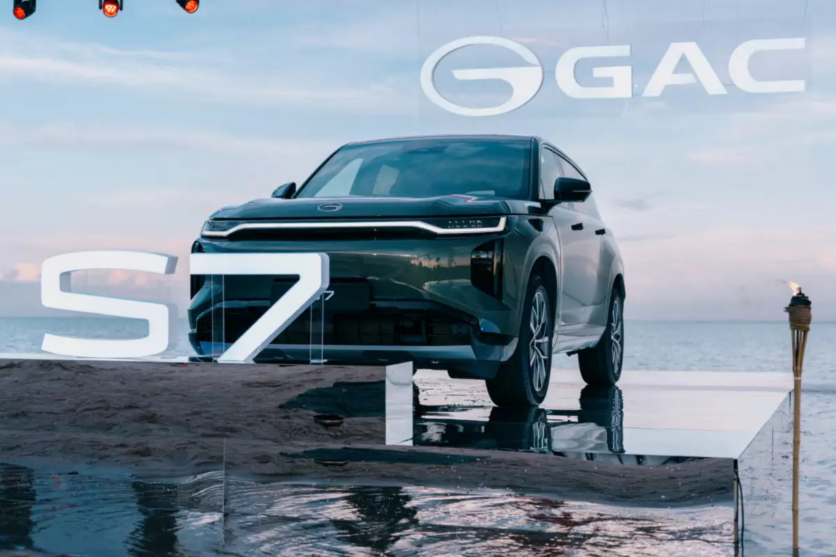  Allur портфеліне енген GAC Қазақстанда құрастырылған жаңа S7 гибридін таныстырды 