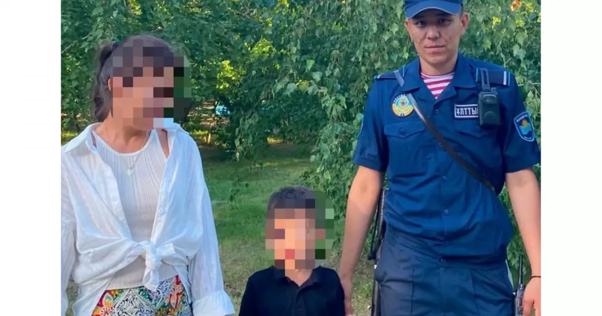  Оралда адасып кеткен бала ата-анасына аман-есен табысталды 