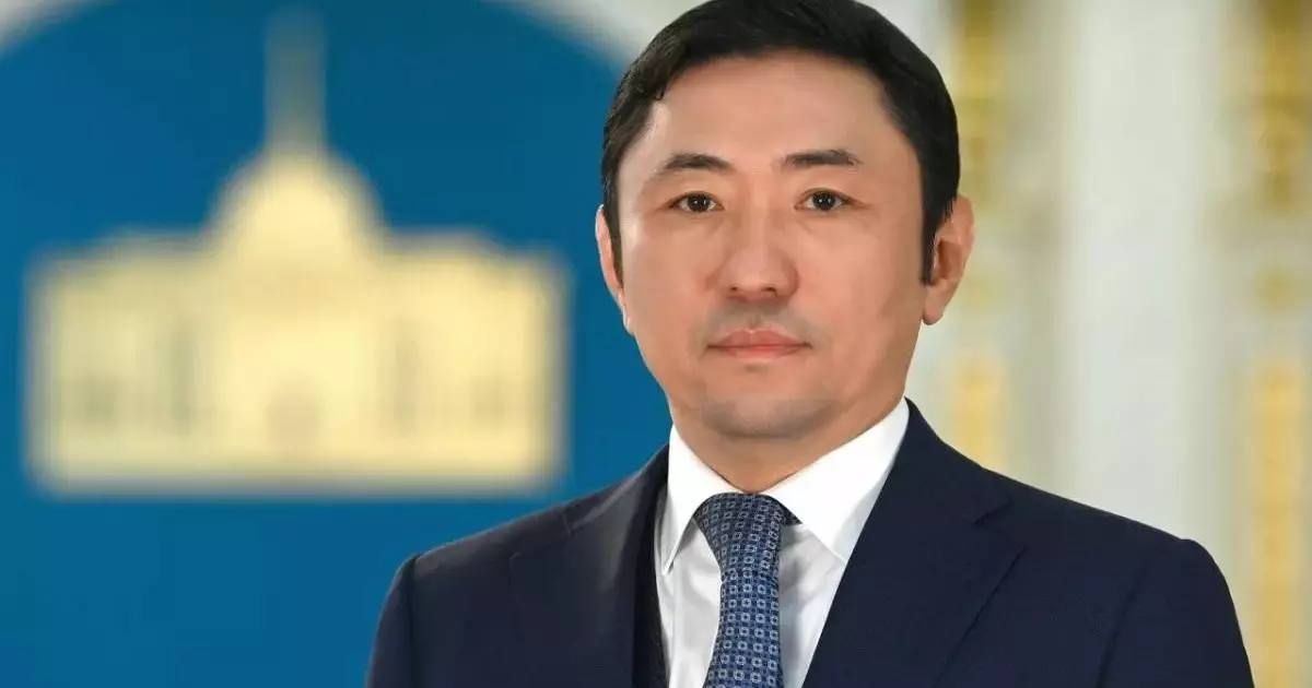 Болат Ақшолақов Атырау облысының әкімі болып тағайындалды 