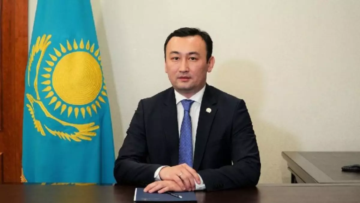  Есет Байкен Ұлытау облысының әкімі болып тағайындалды 