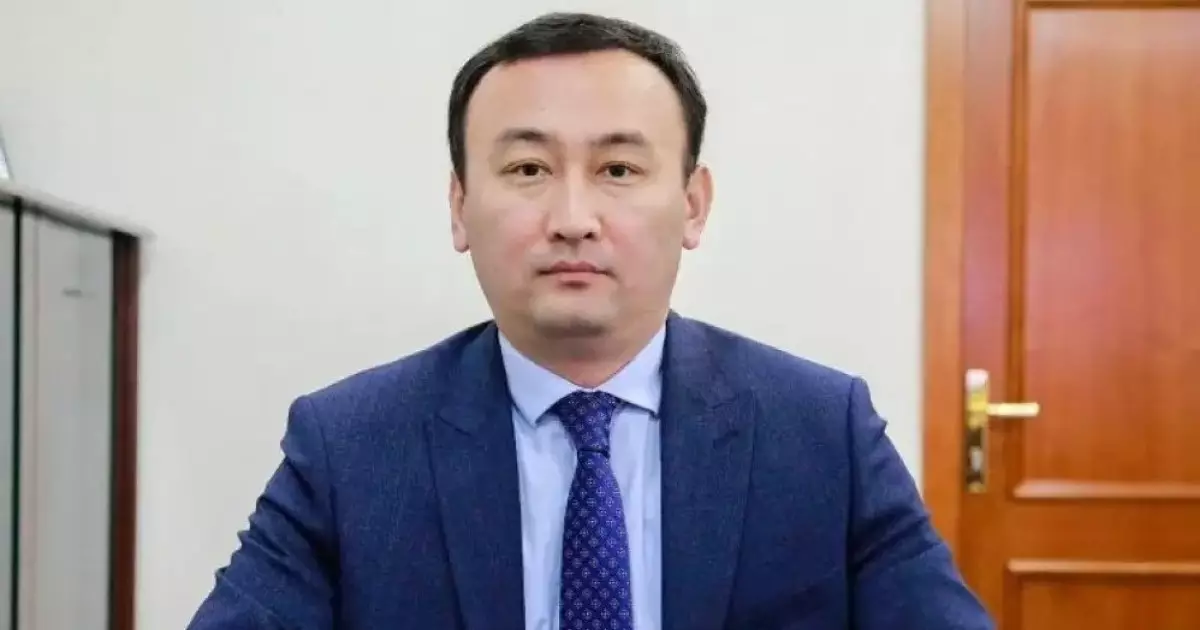  Есет Байкен Ұлытау облысының әкімі болып тағайындалды 