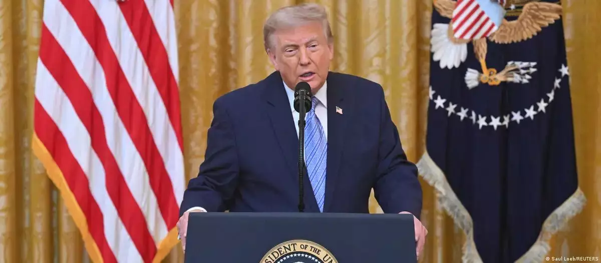 «Крупнейшая утечка в истории»: Трамп обвинил Китай во вмешательстве в выборы в США