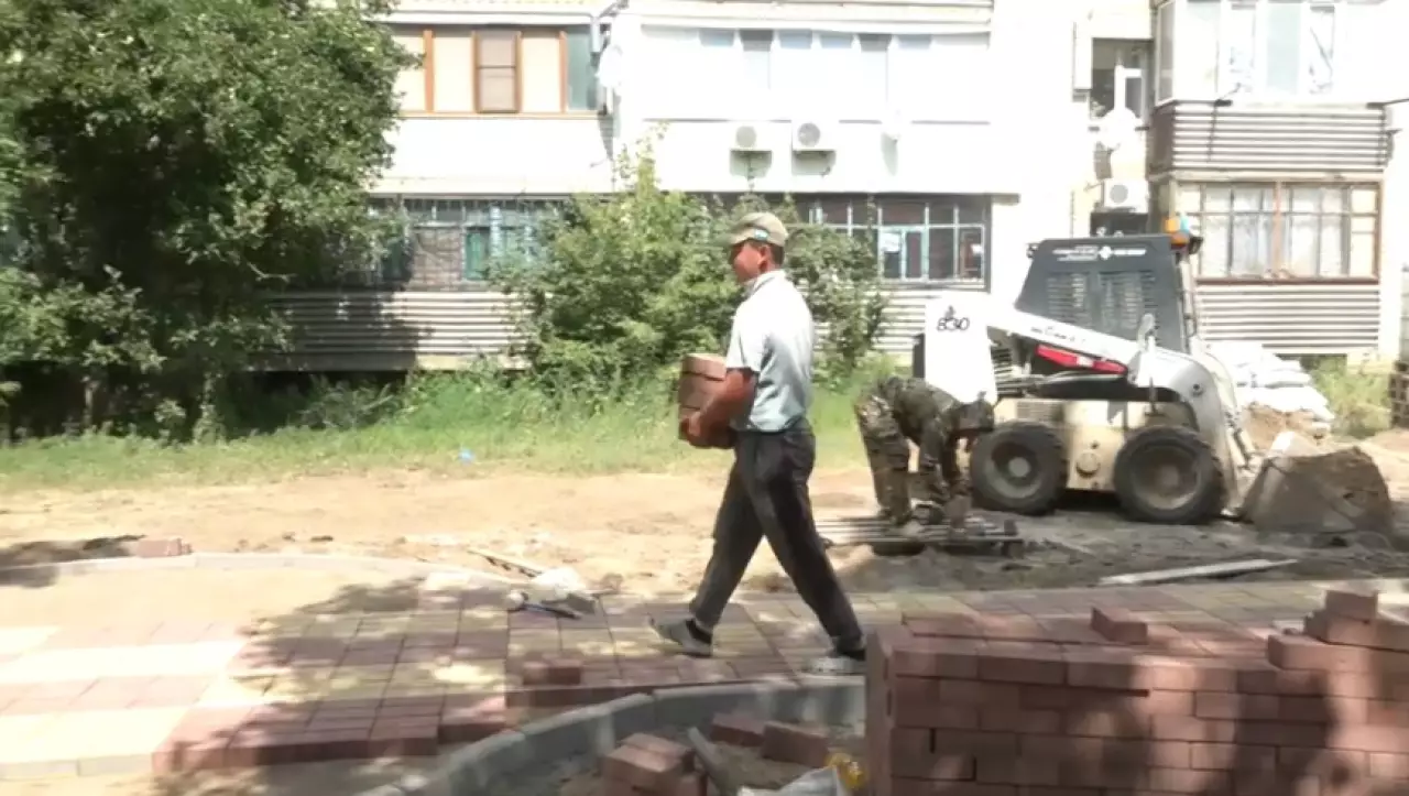Предприниматели благоустроят 12 скверов в Уральске