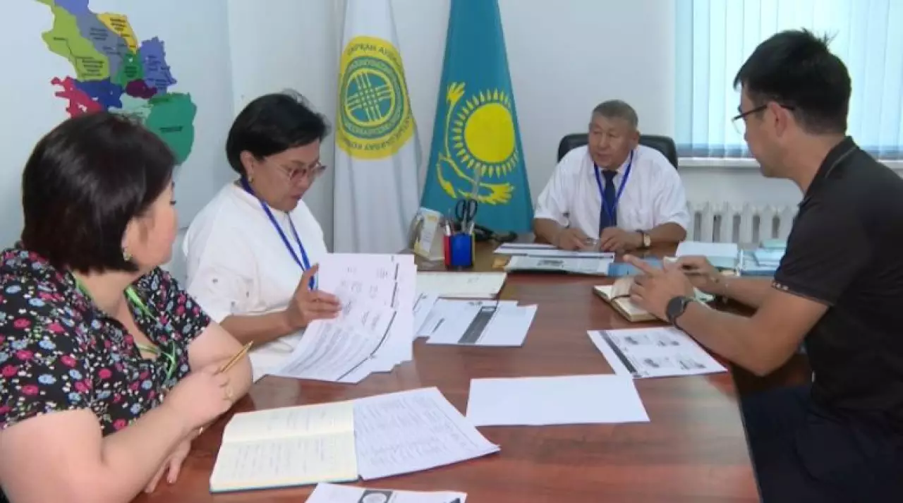 Жетісу облысында комиссия мүшелері оқу курсынан өтіп жатыр