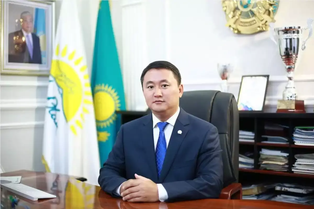 Академик Төлеген Мұхтар — М.Әуезов университетінің жаңа ректоры