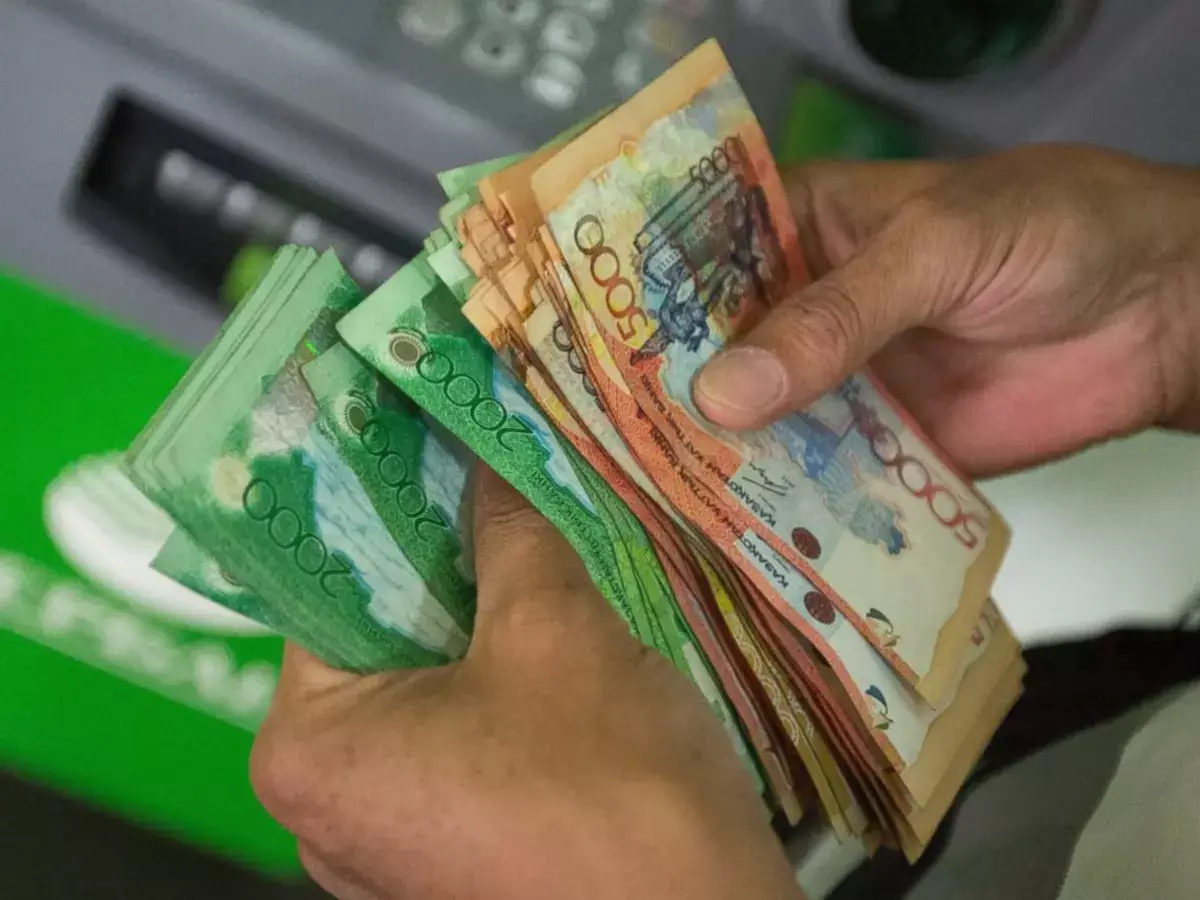 Кому в Казахстане жить хорошо? Карта зарплат по регионам и сферам деятельности - новости на Lada.kz 19.07.2026