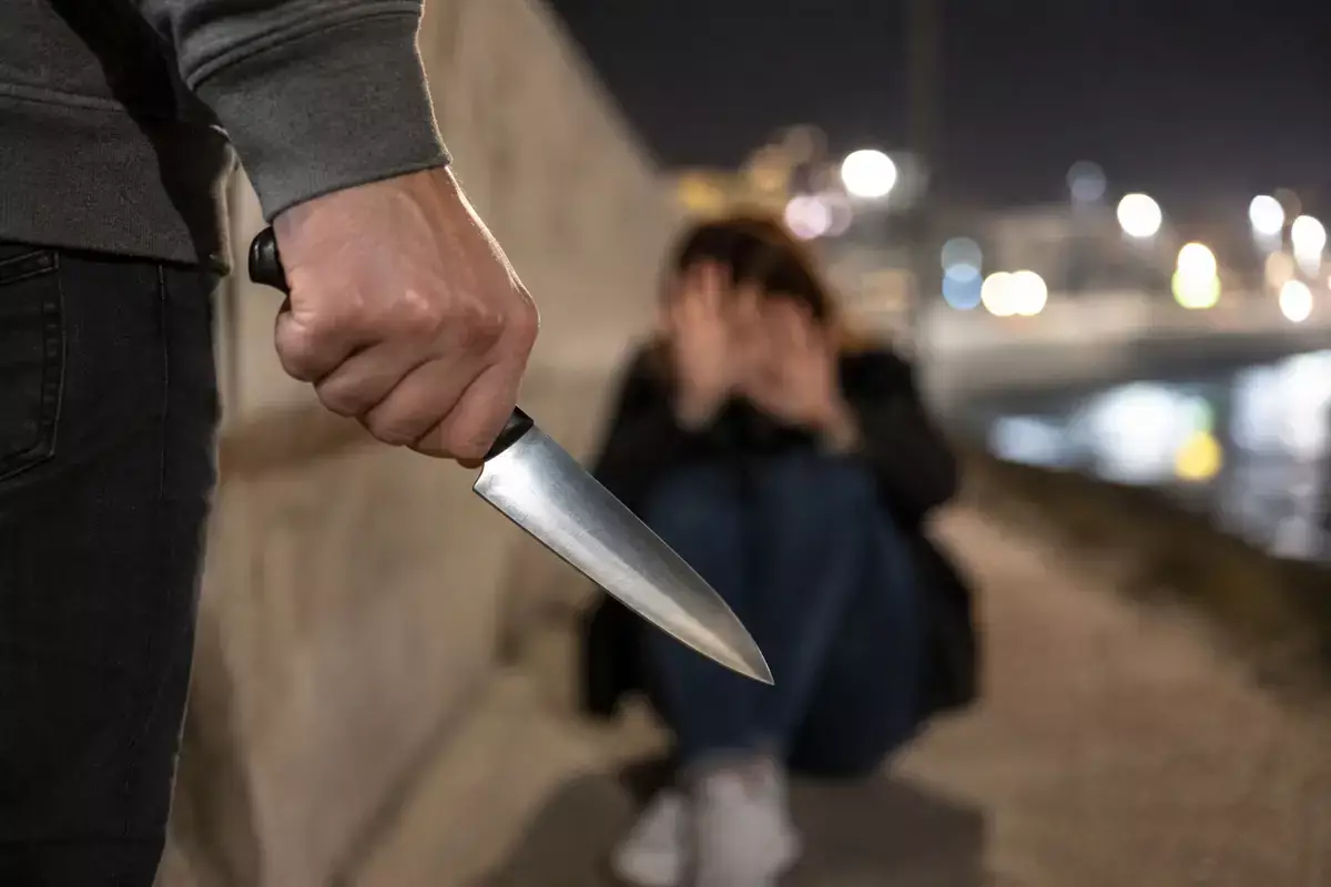 Нападение на женщину в Актау: подозреваемый арестован, родственники ищут очевидцев - новости на Lada.kz 19.07.2026