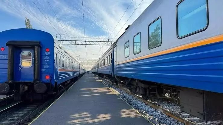 Пойызда көз жұмған жолаушыдан кейін ҚТЖ қызметкерлері жұмыстан шығарылды