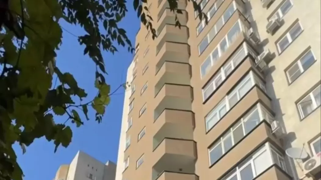  Алматыда 21 жастағы жігіт балконнан құлап қаза тапты 
