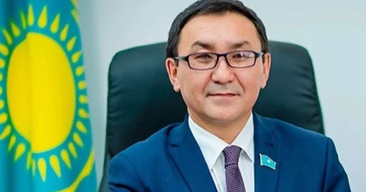  Батыс Қазақстанда Махамбет Өтемісұлы атындағы университет ректоры ұсталды 