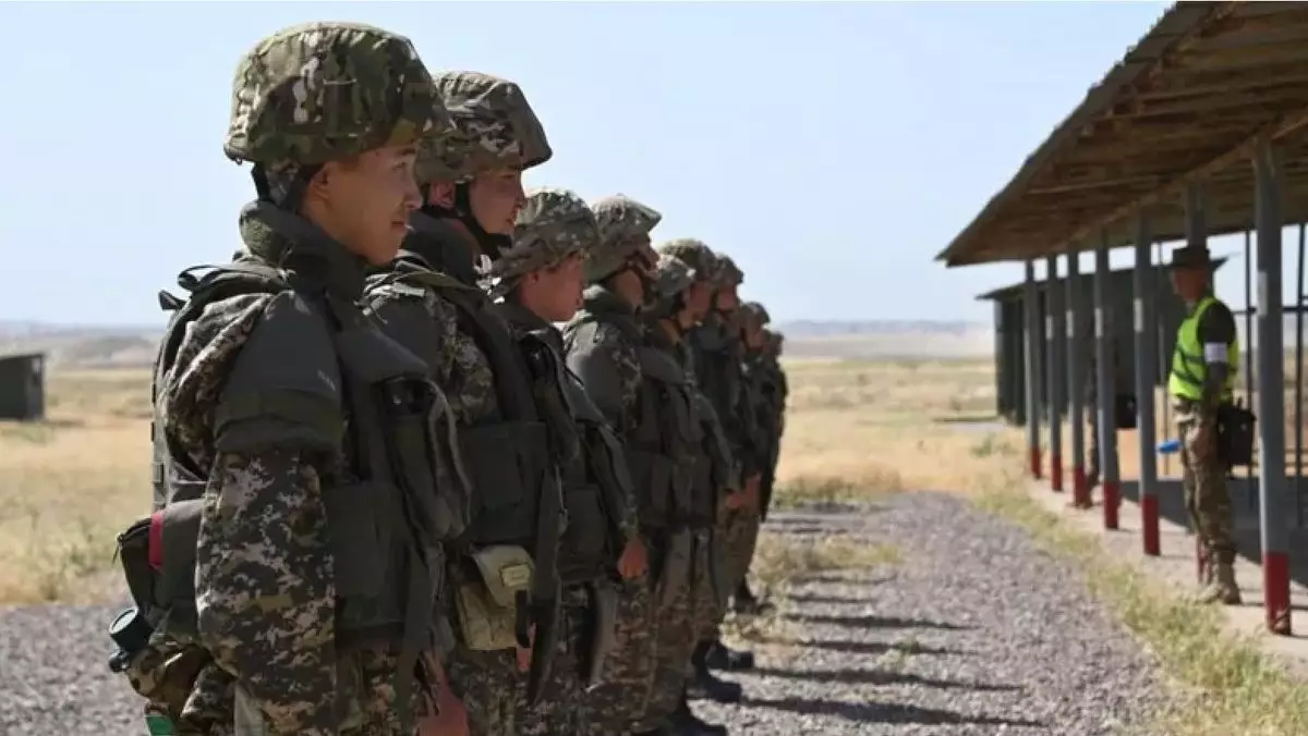 Высокий ценник в военных школах Казахстана объяснили тарифами и налогами