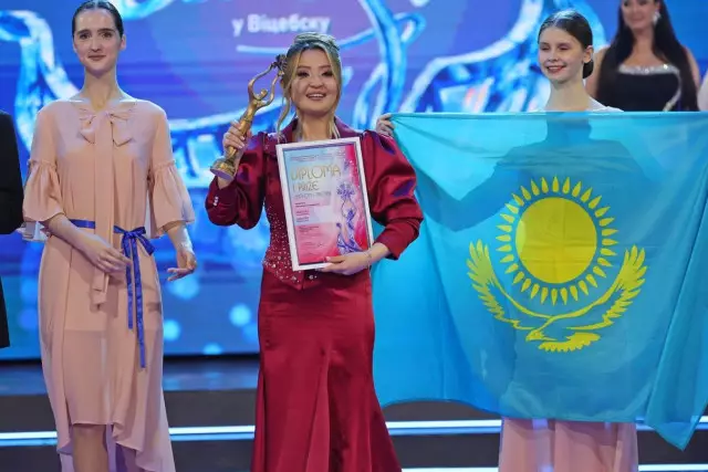 Қазақстанның ән әлеміндегі жаңа жеңіс: Ақерке Амалят «Славян базарында» үздік атанды