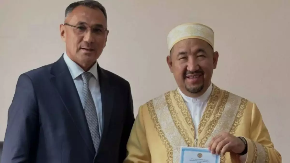 Қазақстанда үш имам миссионерлік қызметке ресми куәлік алды 