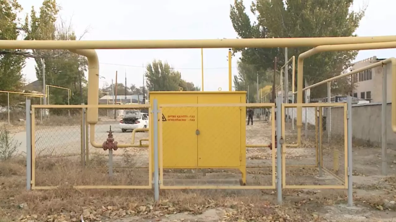 10 сел подключили к природному газу в Кербулакском районе