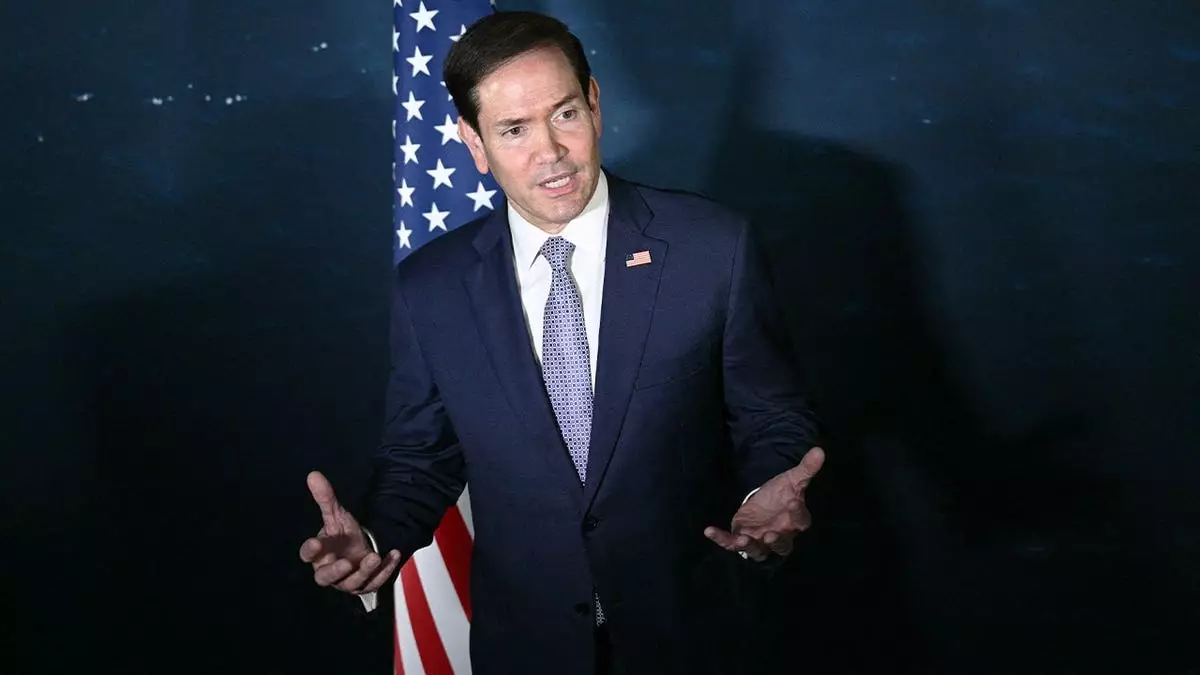 Марко Рубио обвинил Иран в переброске военнослужащих Корпуса стражей исламской революции в Йемен на фоне эскалации угрозы со стороны хуситов.