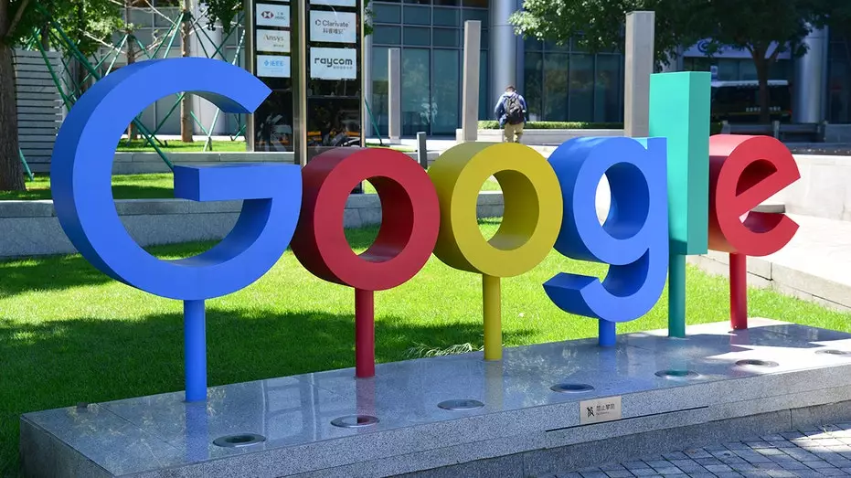 Google запускает глобальное исследование миллионов AI-чатов, чтобы понять, как люди используют искусственный интеллект.