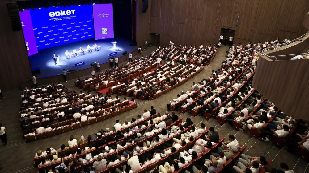 От поддержки фермеров до развития спорта: “Әділет“ провела встречи в Туркестанской области