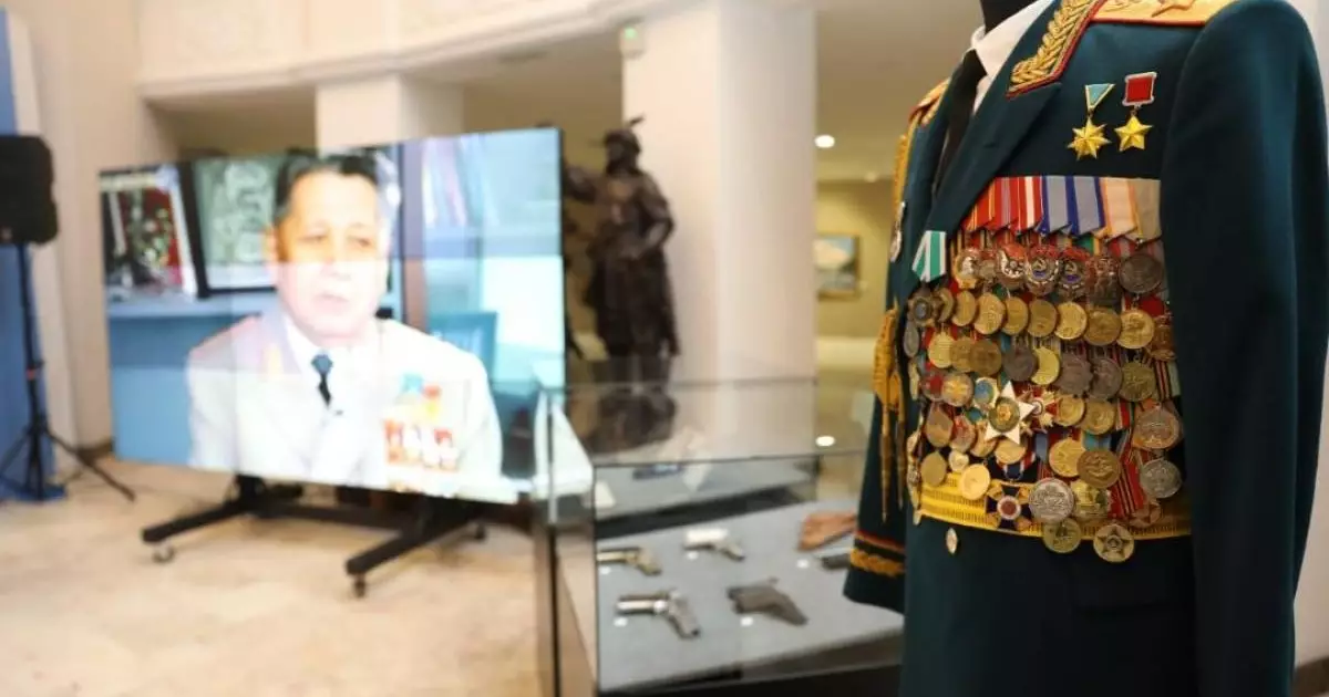  Военно-исторический музей получил уникальные реликвии Сагадата Нурмагамбетова 