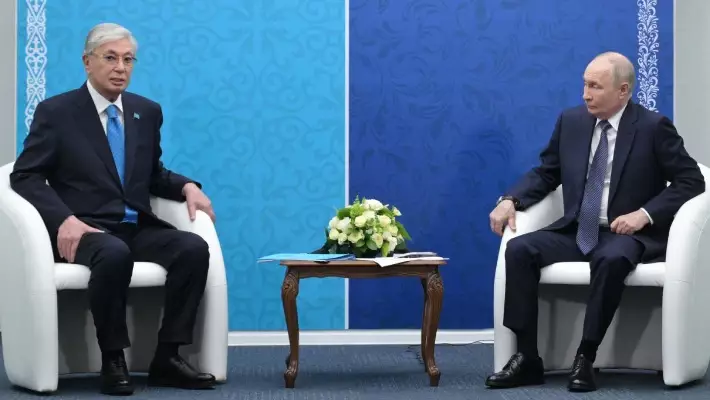 Токаев предложил Путину рассмотреть «заморозку» войны в Украине