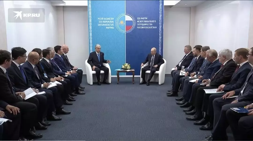 Тоқаев Путинге Украинадағы қақтығысты тоқтатуды ұсынды