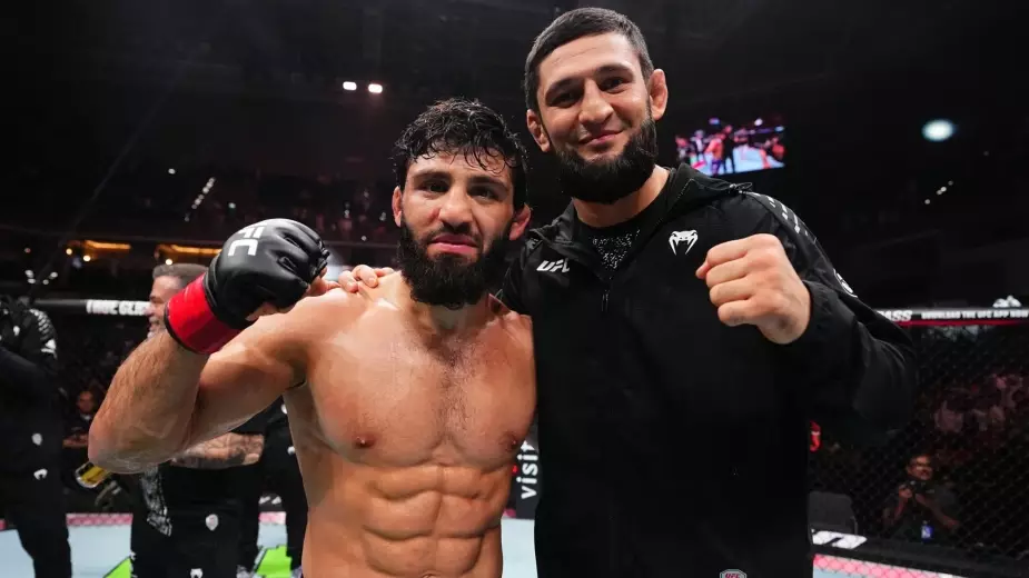 Объявлен титульный бой Армана Царукяна против экс-чемпиона UFC