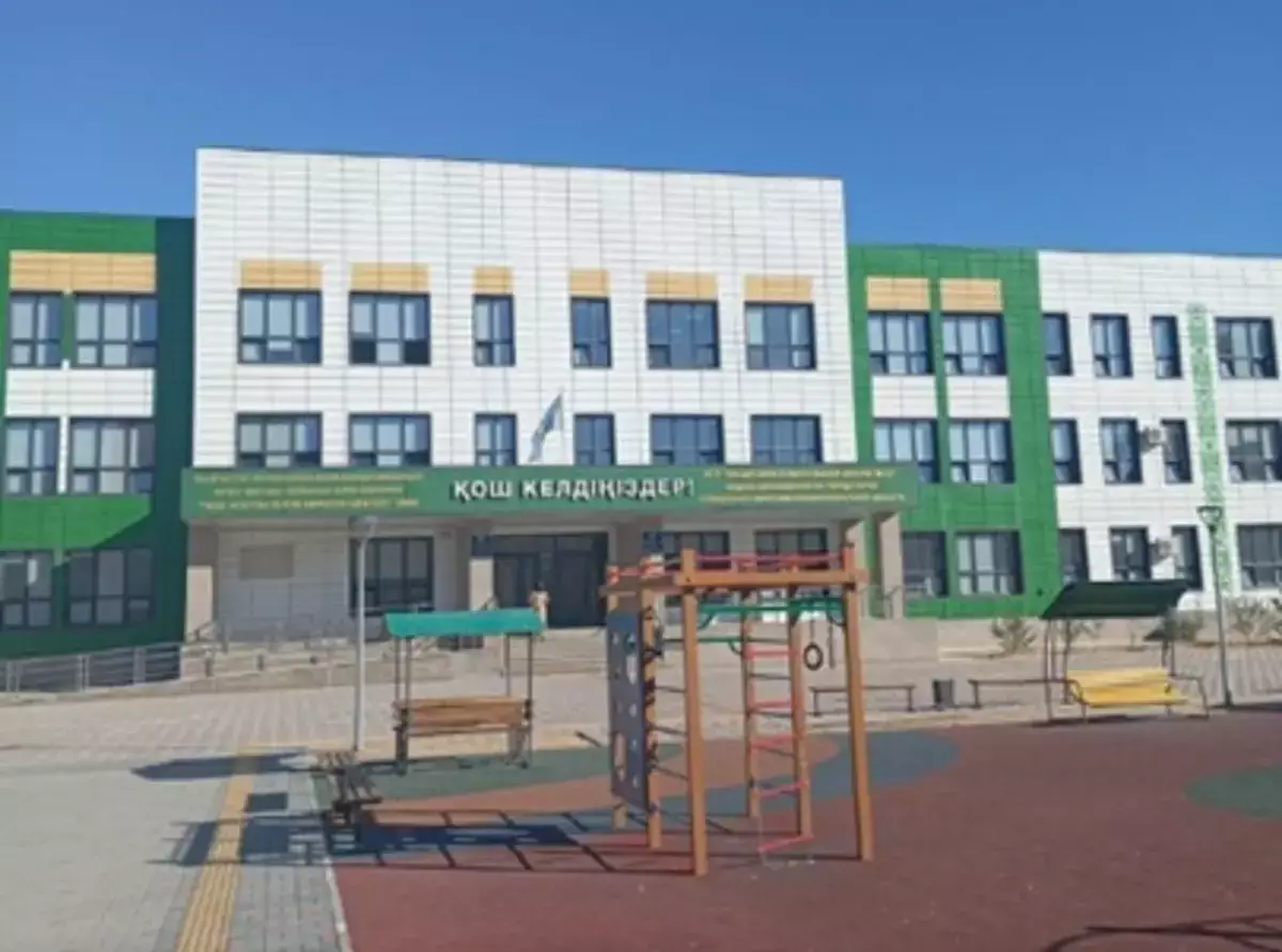 В Актау родительница пожаловалась на невозможность зачислить ребенка в выбранную школу - новости на Lada.kz 26.07.2026
